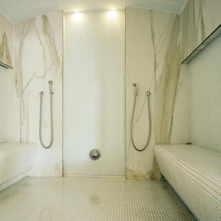 Alezzi Resort Luxury Apartament Prima Linie La Mare นาโวดาริ ภายนอก รูปภาพ